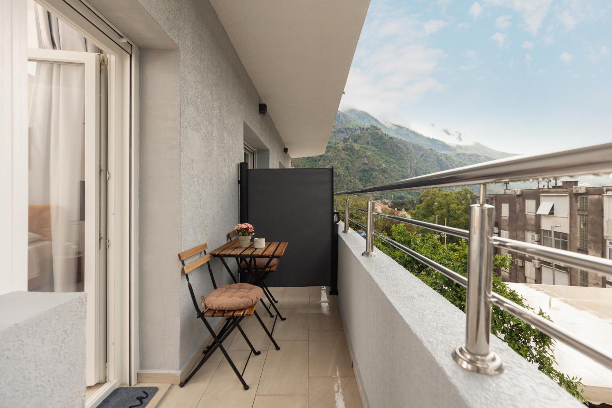 Apartments Time Kotor Extérieur photo